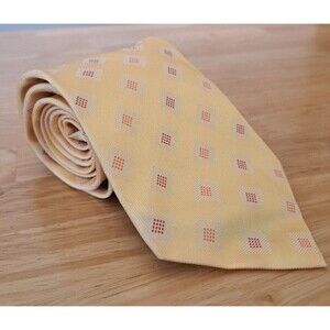 Venetto Collection Golden Yellow Necktie Geometric Design Tie